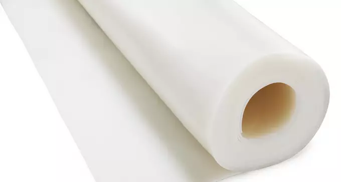 Rotolo di materiale alimentare per uso industriale, colore bianco